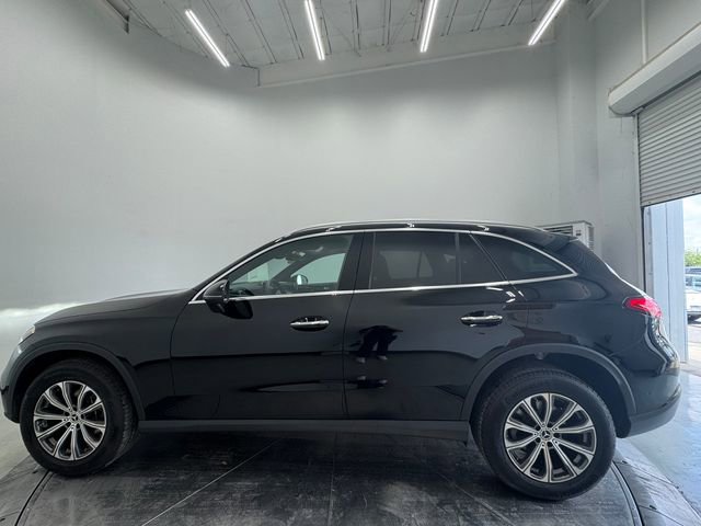 New 2026 Mercedes-Benz GLC 300 image 16