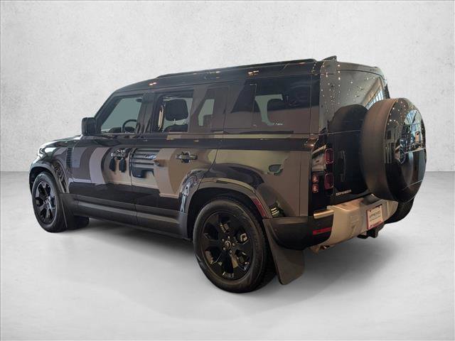 Used 2025 Land Rover Defender 110 S image 6
