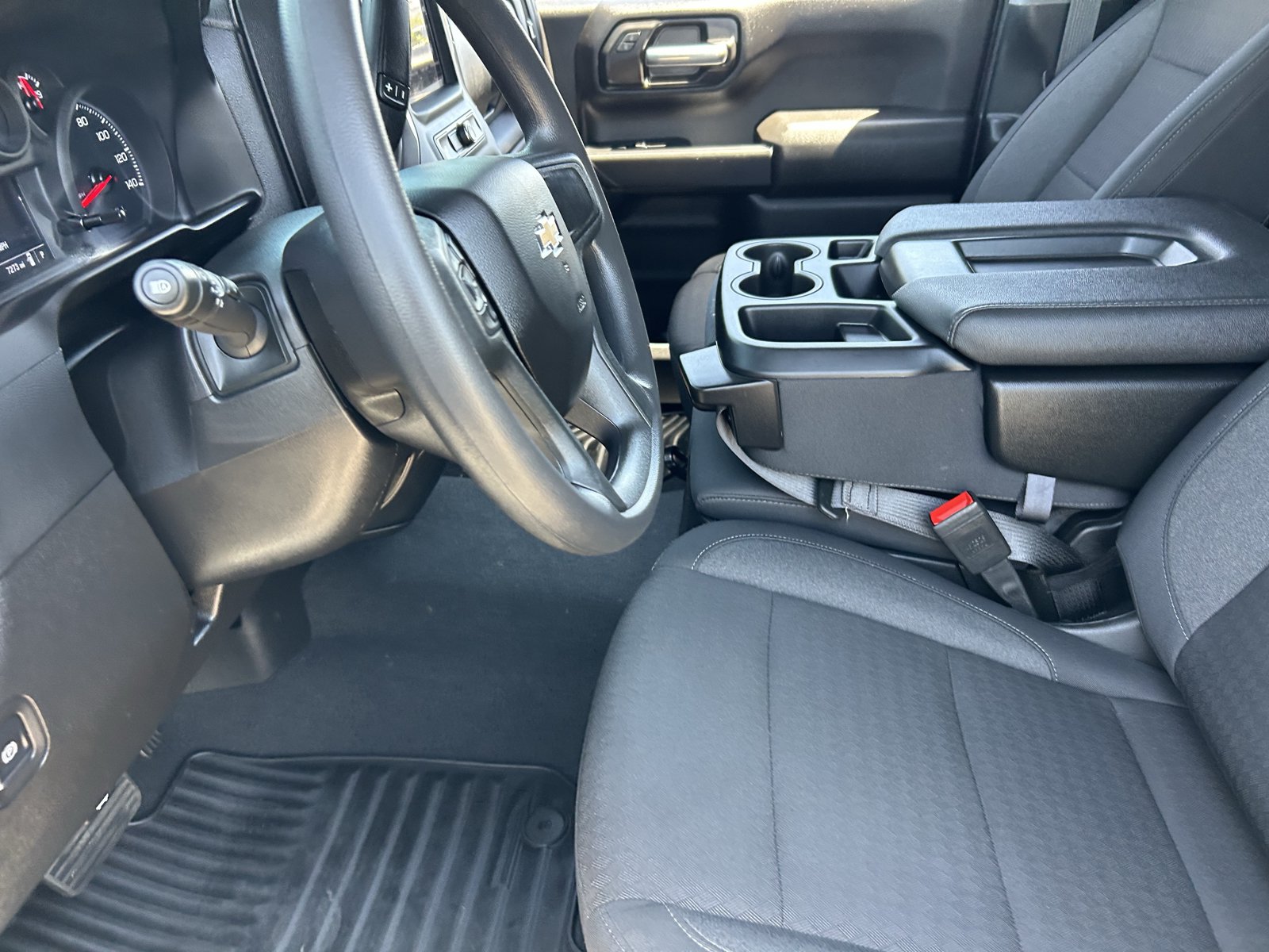 Used 2026 Chevrolet Silverado 1500 Custom RWD image 26