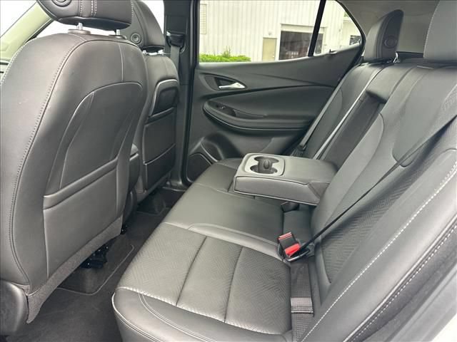 Certified 2022 Buick Encore GX Essence w/ Experience Buick Package FWD image 17