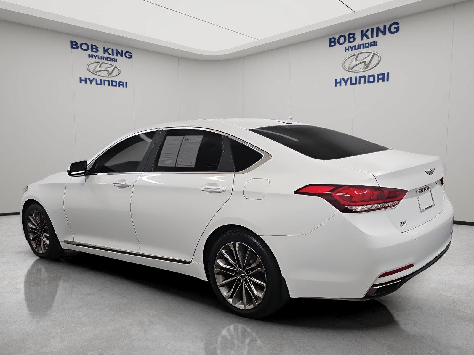 Used 2017 Genesis G80 3.8 AWD/4WD image 3