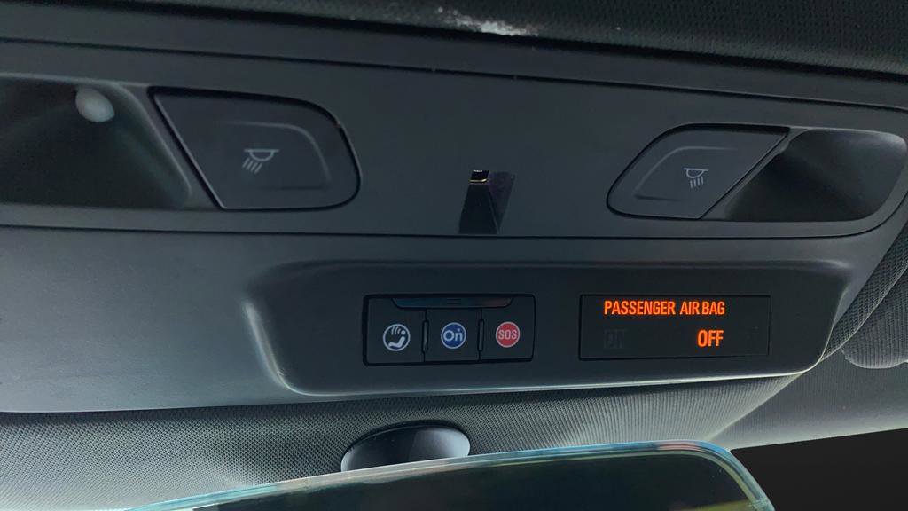 Used 2019 Chevrolet Camaro SS RWD image 34