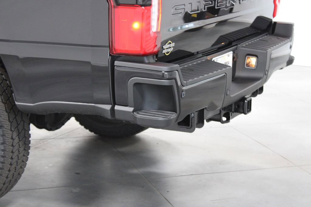 New 2025 Ford F250 Lariat w/ Lariat Ultimate Package image 10