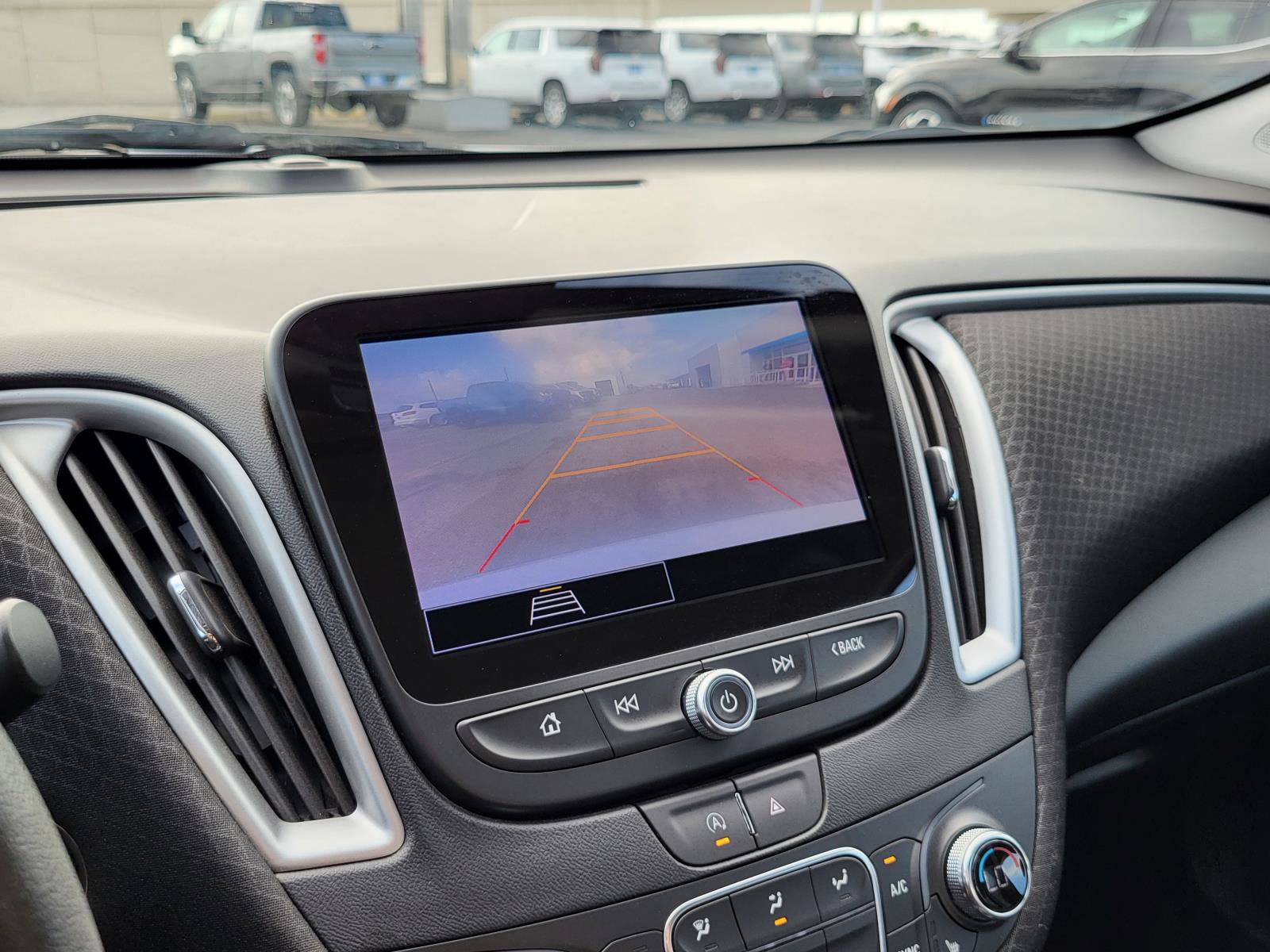 Used 2024 Chevrolet Malibu LT image 26