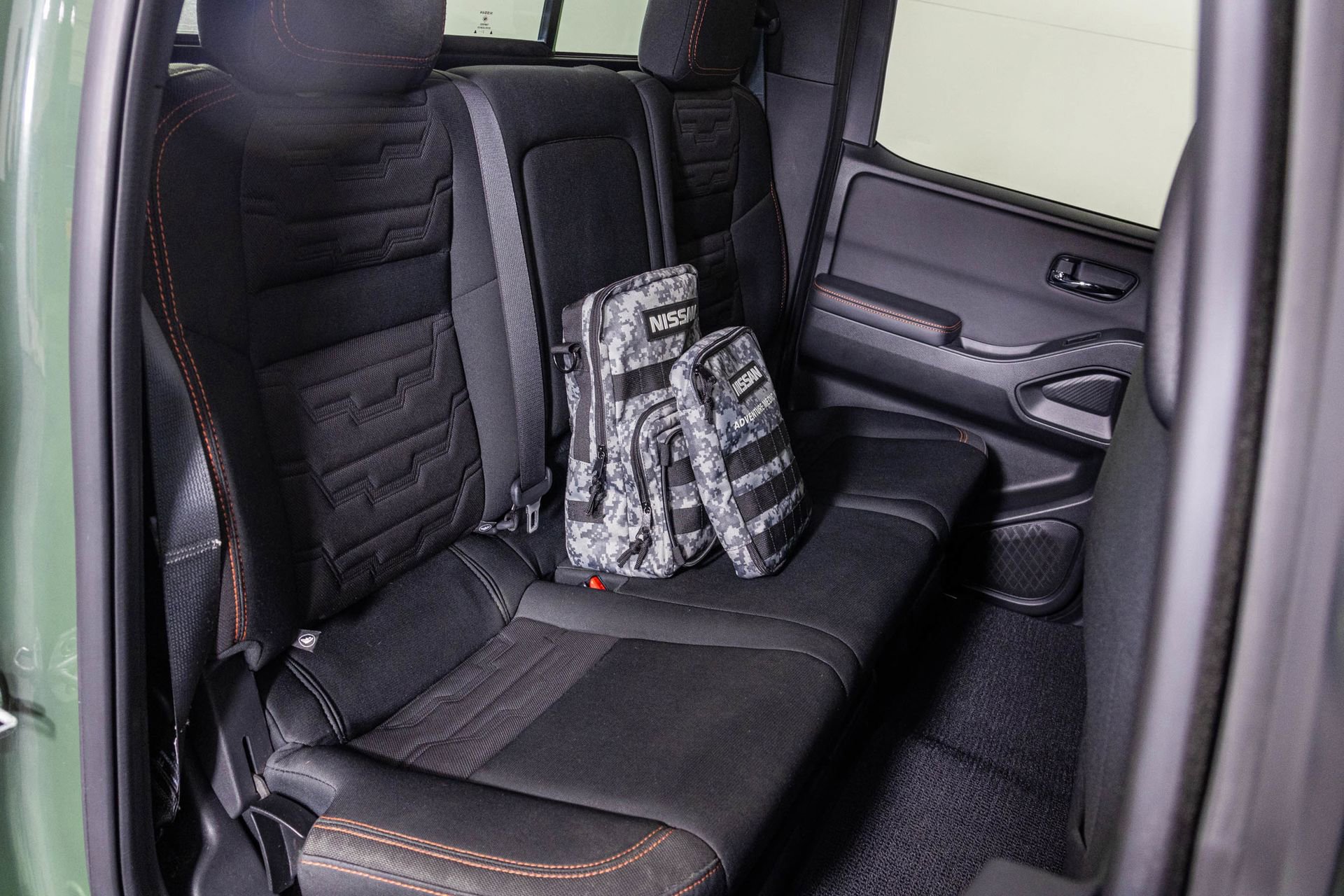 Used 2023 Nissan Frontier PRO-4X w/ Pro Convenience Package image 41