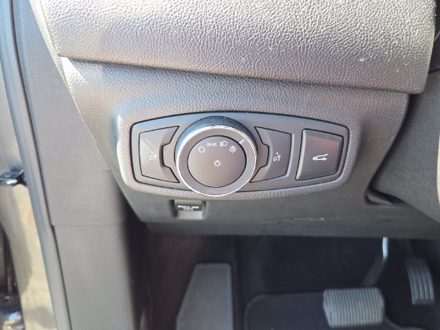 Used 2019 Lincoln MKC Premiere FWD image 29