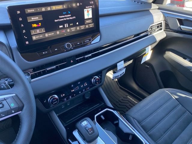 New 2026 Mitsubishi Outlander SE image 17