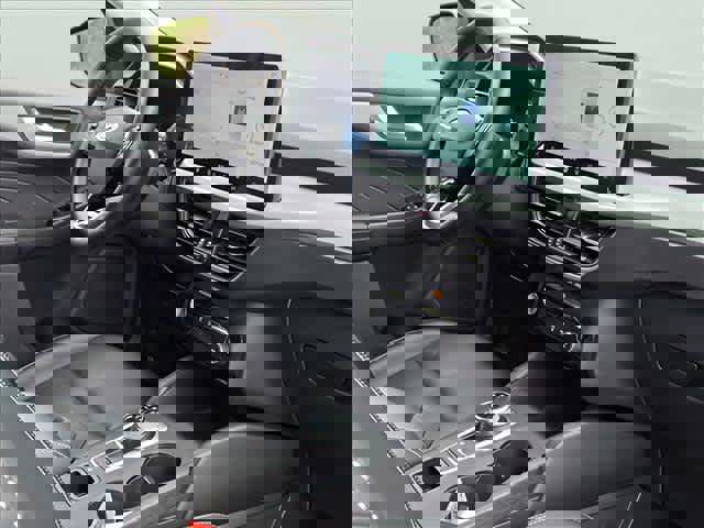 Used 2025 Ford Escape Platinum image 22