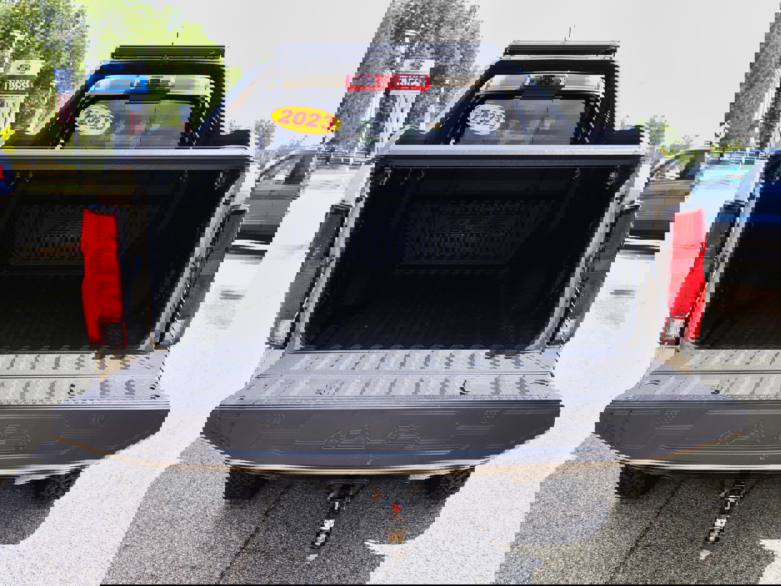 Used 2023 Chevrolet Colorado ZR2 w/ Desert Boss Special Edition image 9