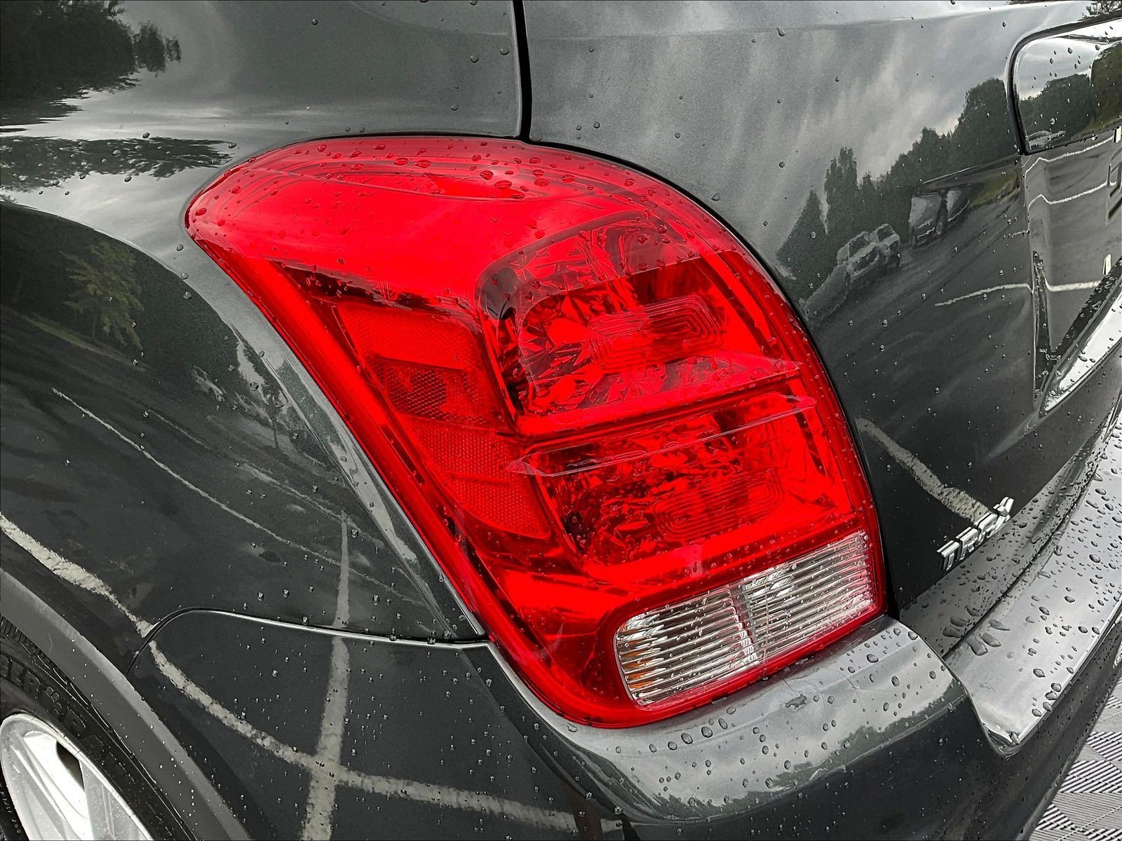 Used 2020 Chevrolet Trax LS w/ Tint and Cruise Package FWD image 22