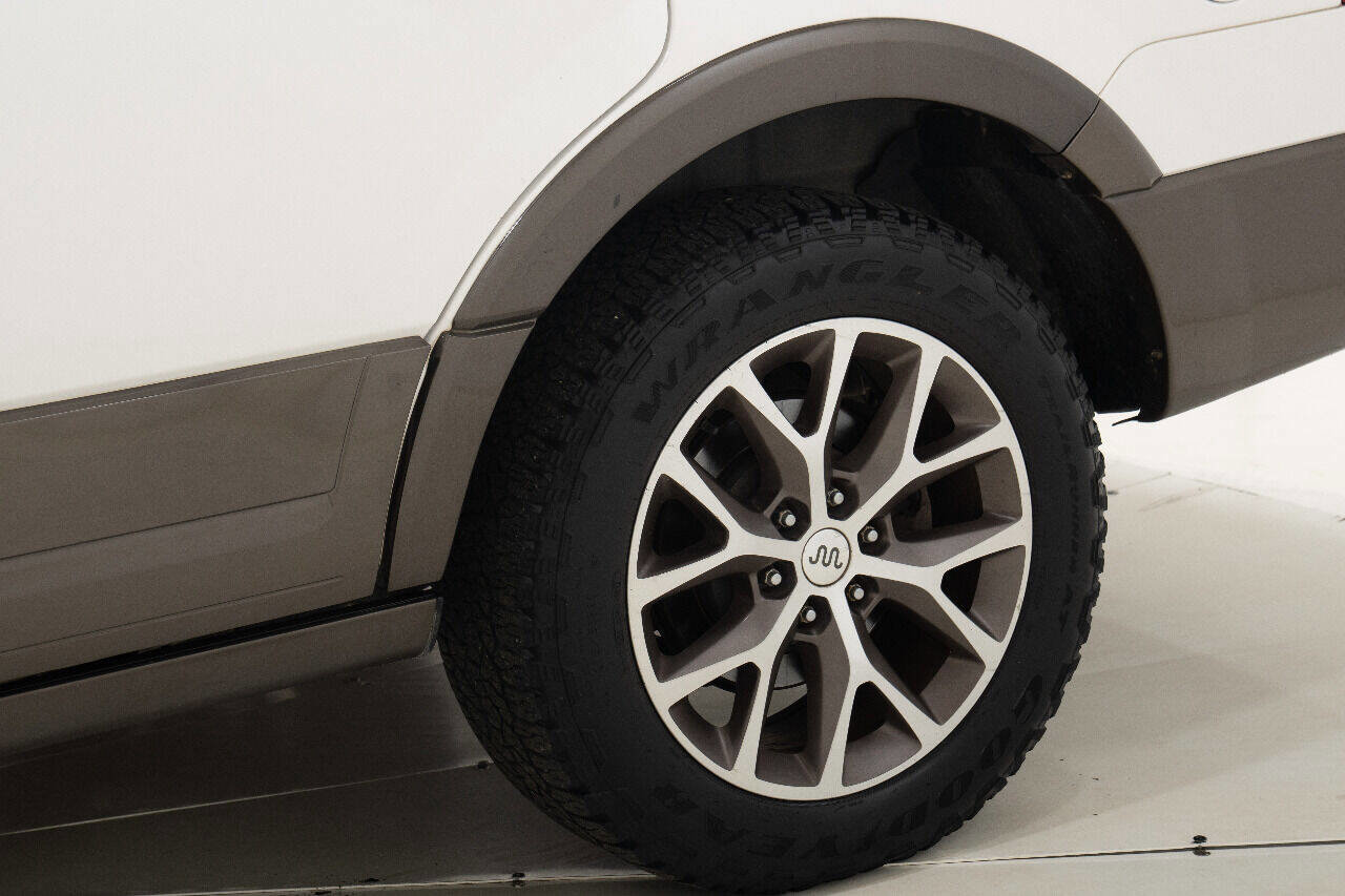 Used 2015 Ford Expedition King Ranch RWD image 30