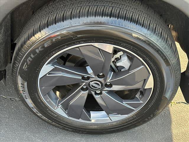 Used 2026 Nissan Rogue SV FWD image 24