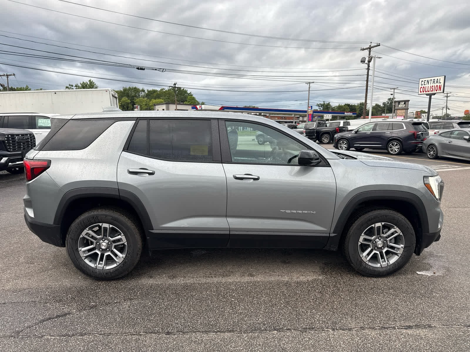 New 2027 GMC Terrain Elevation w/ Technology Package II AWD/4WD image 6