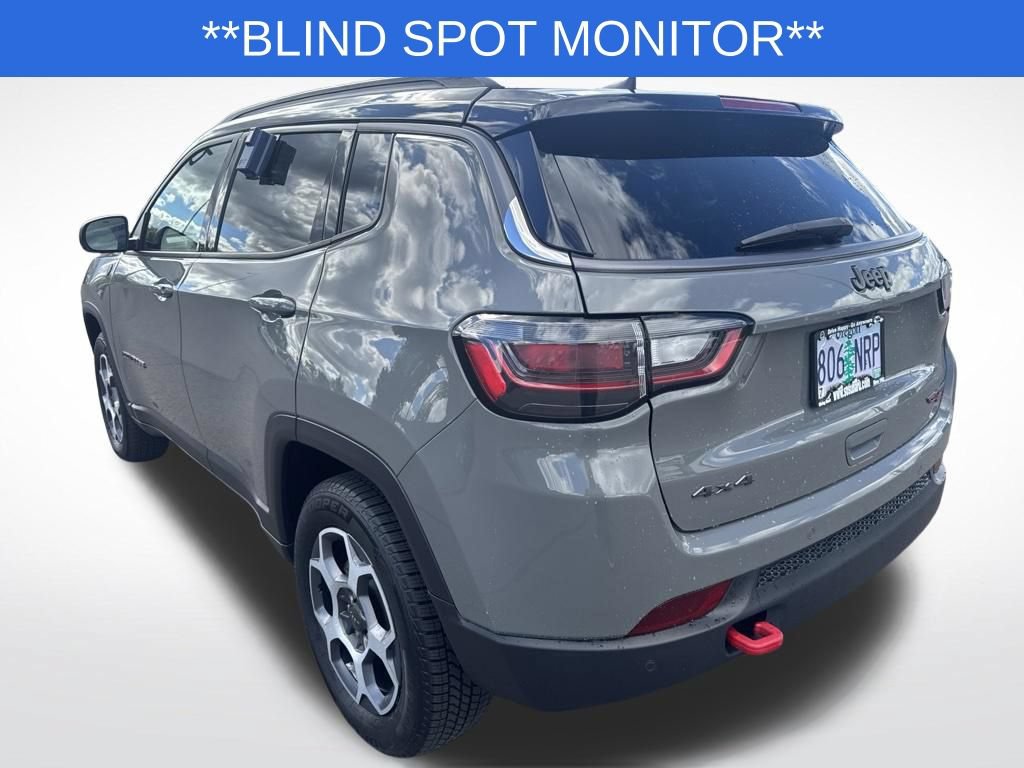 Used 2022 Jeep Compass Trailhawk w/ Trailhawk Elite Group AWD/4WD image 5