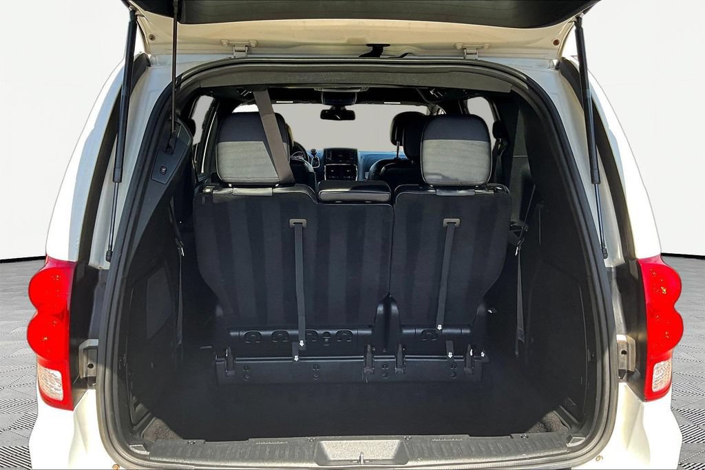 Used 2019 Dodge Grand Caravan GT FWD image 27