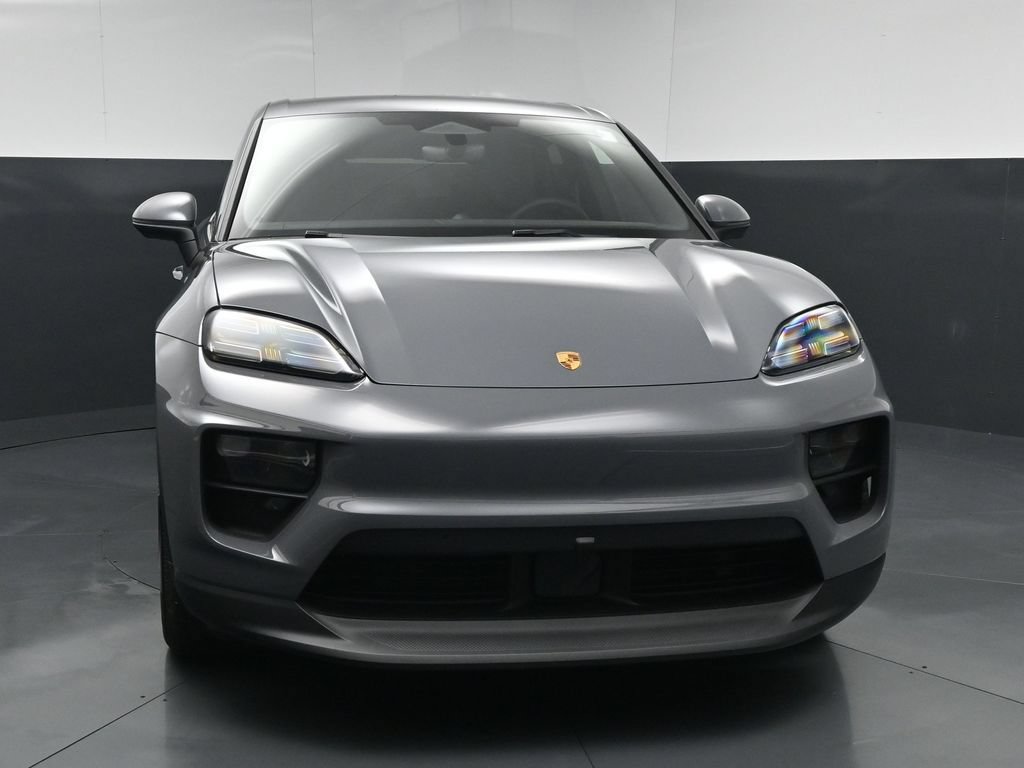 New 2025 Porsche Macan Electric RWD image 15