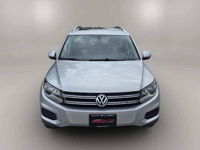 Used 2017 Volkswagen Tiguan Wolfsburg Edition AWD/4WD image 2