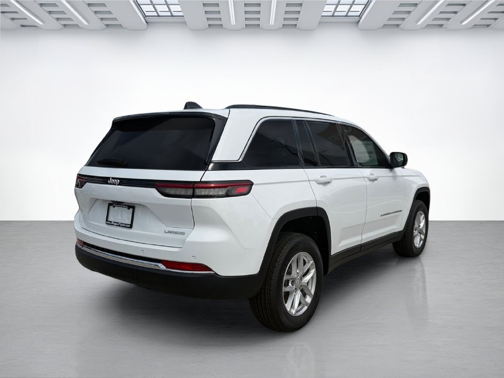 New 2026 Jeep Grand Cherokee L 4WD image 3