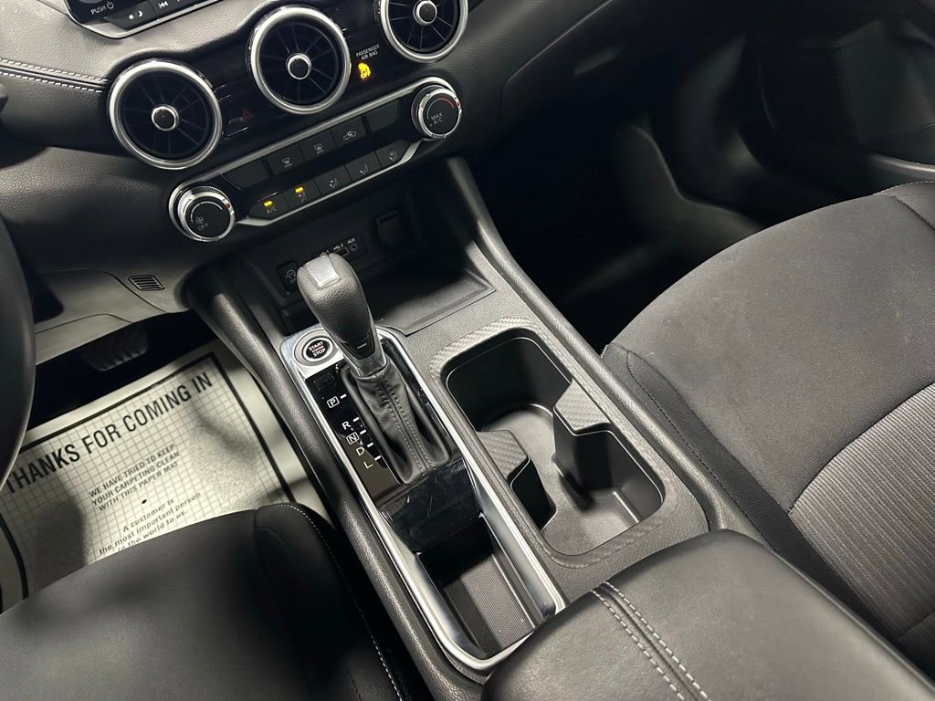 Used 2025 Nissan Sentra SV image 39