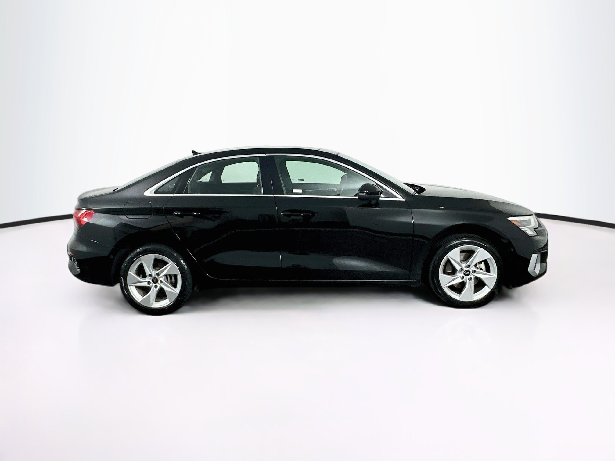 Used 2024 Audi A3 2.0T Premium FWD image 10