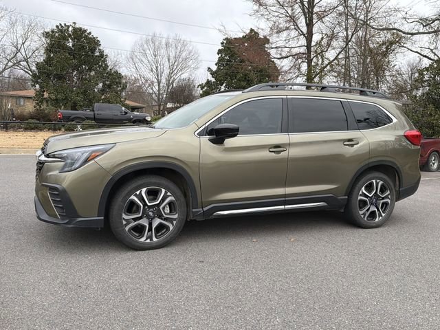Used 2024 Subaru Ascent Limited image 3