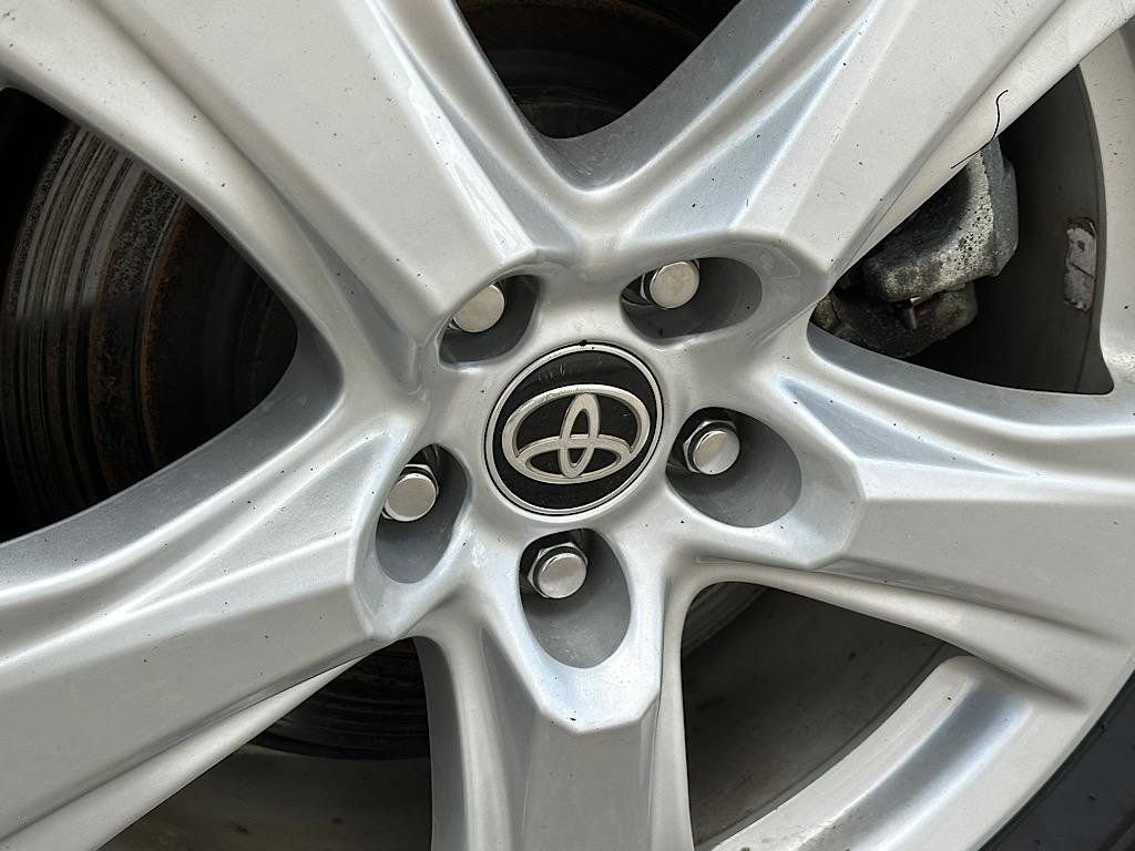 Certified 2024 Toyota Highlander Limited image 33