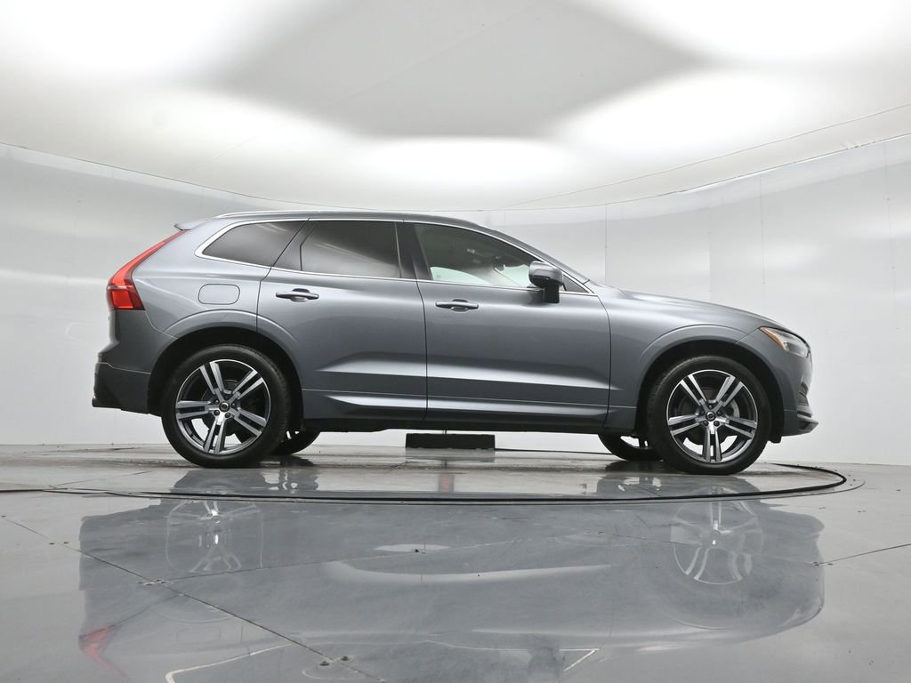 Used 2020 Volvo XC60 T5 Momentum w/ Protection Package Premier image 52
