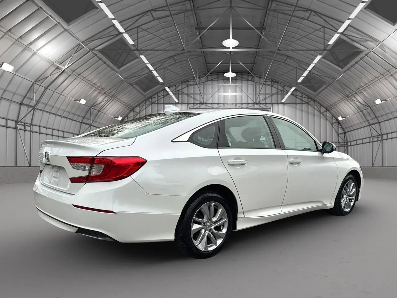 Used 2020 Honda Accord LX image 5