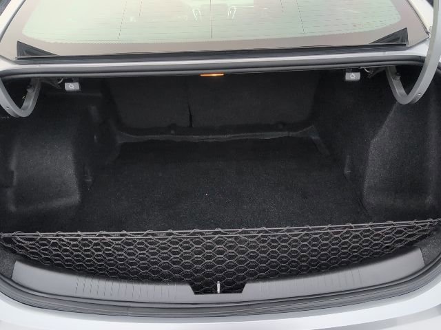 Used 2021 Chevrolet Malibu LT image 33