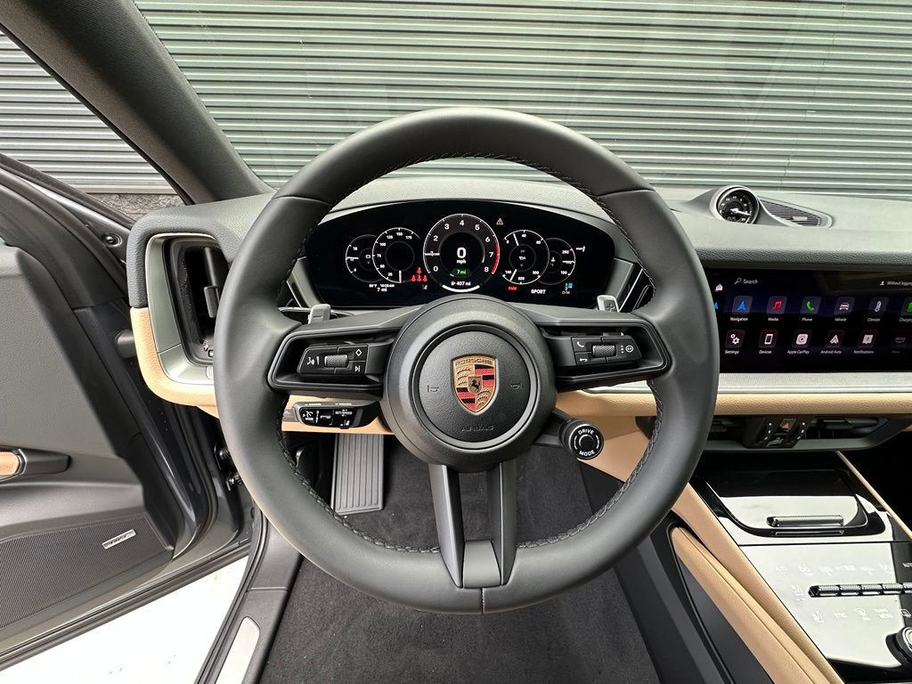 Used 2026 Porsche Cayenne E-Hybrid Coupe AWD/4WD image 24