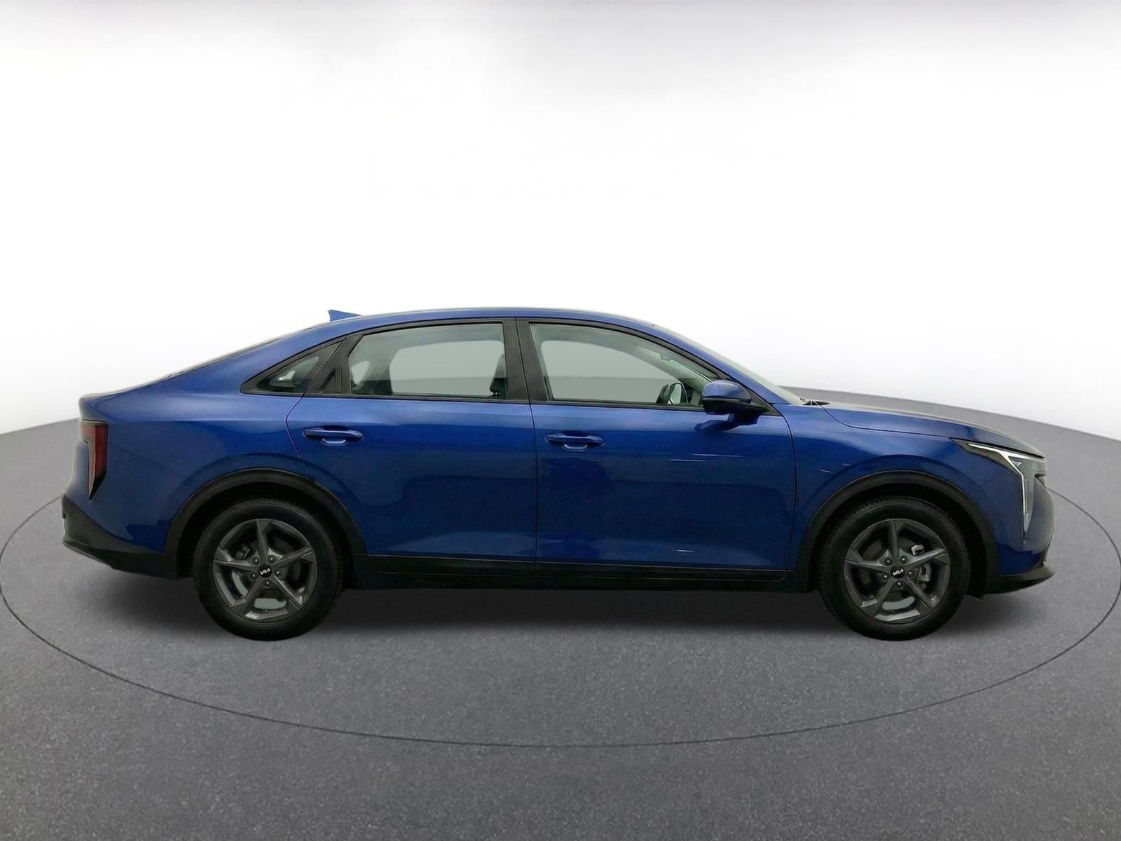 Used 2025 Kia K4 FWD image 10