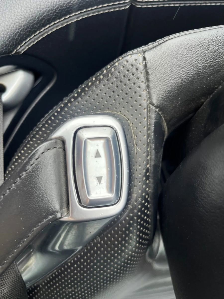 Used 2013 Mercedes-Benz SL 550 w/ Premium Pkg image 14