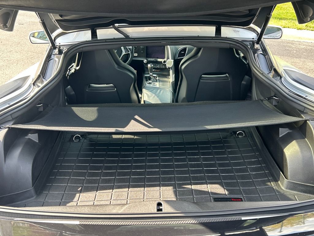 Used 2016 Chevrolet Corvette Z06 w/ 2LZ Preferred Equipment Group image 13