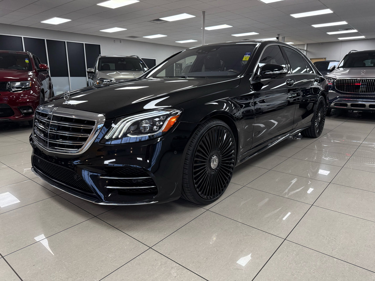 Used 2018 Mercedes-Benz S 560 Sedan image 8