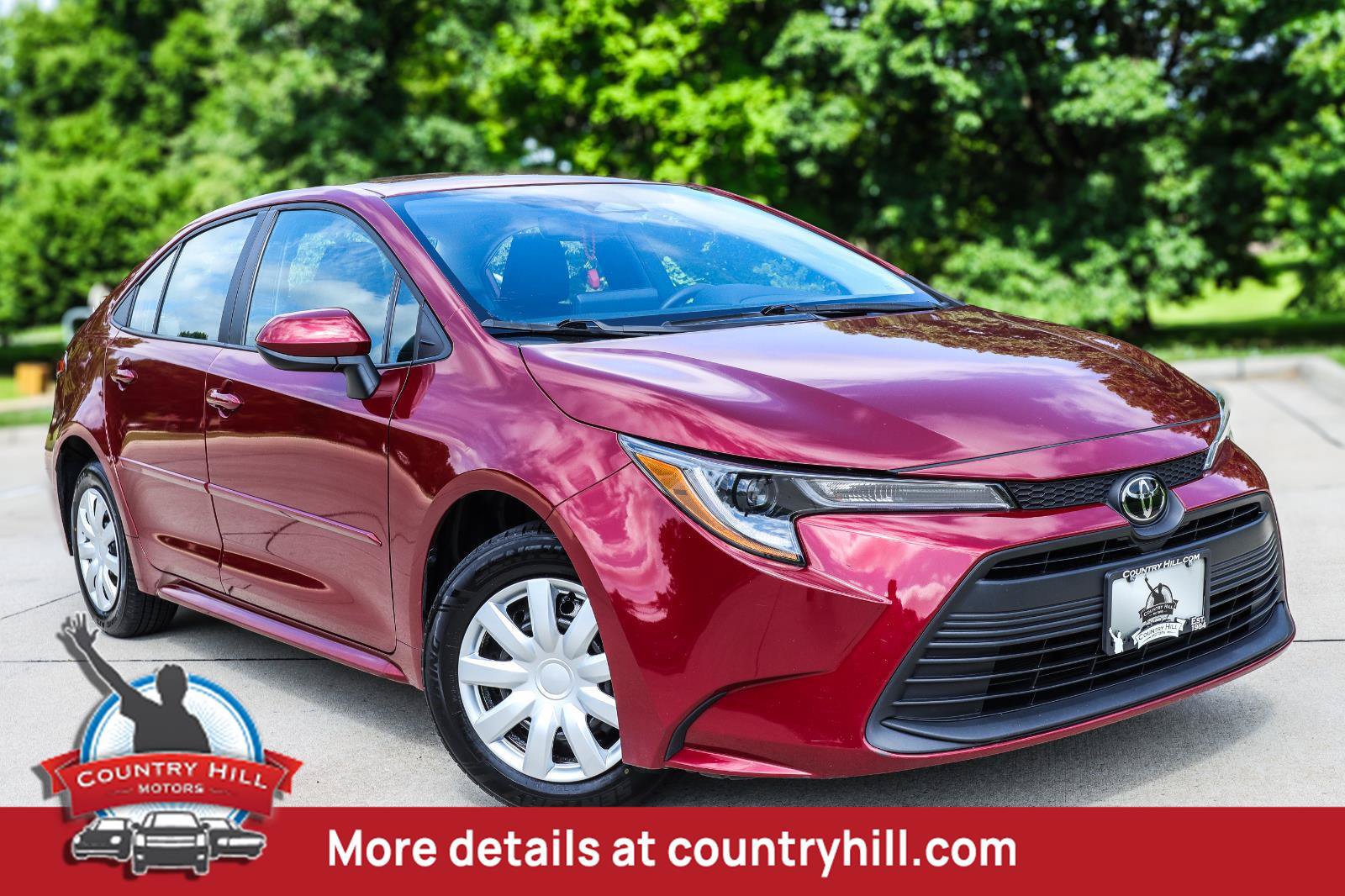 Used 2025 Toyota Corolla LE w/ LE Premium Package FWD image 1