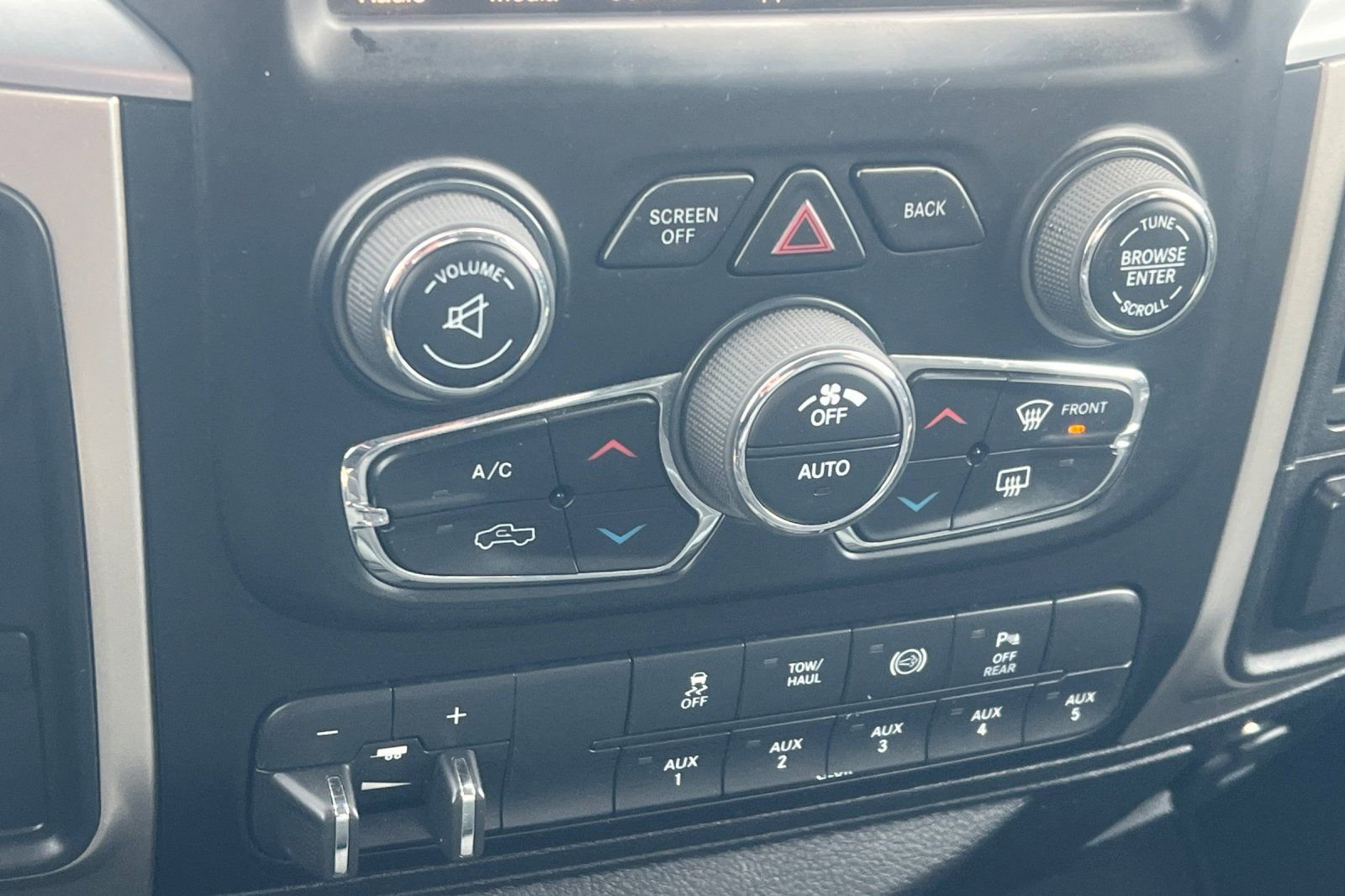 Used 2016 RAM 2500 Big Horn image 17