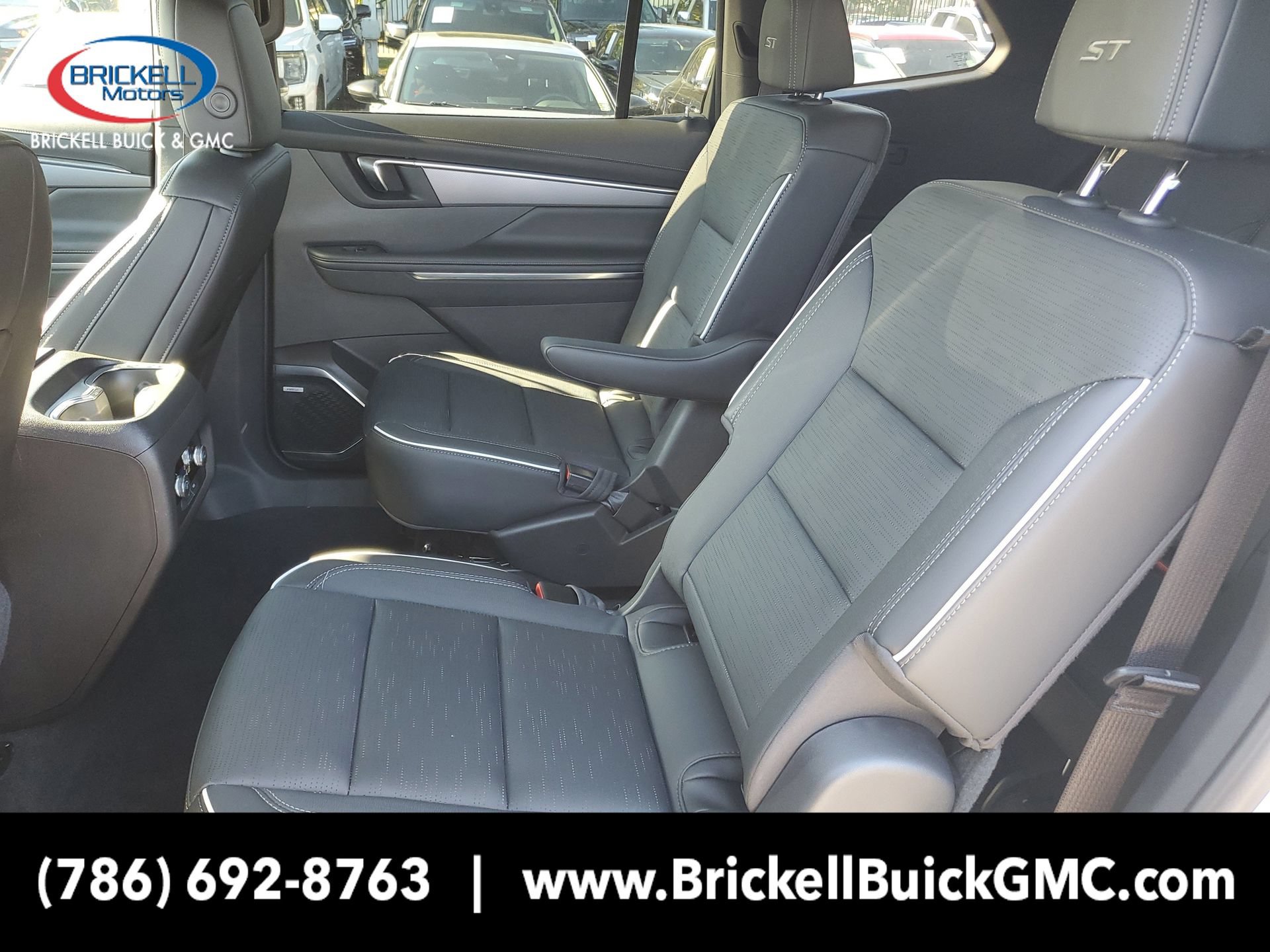 New 2025 Buick Enclave Sport Touring w/ Power Package AWD/4WD image 12