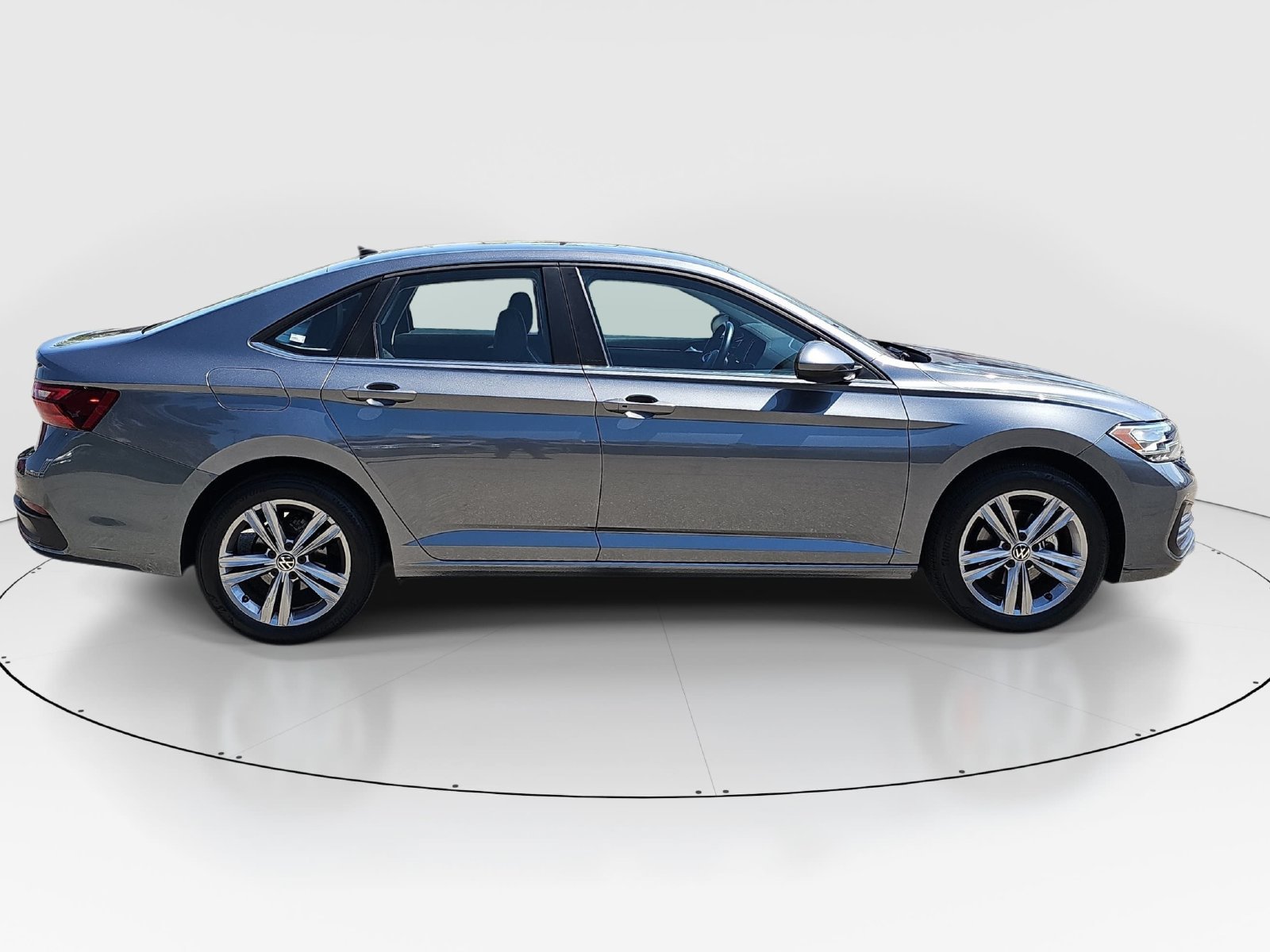 Used 2022 Volkswagen Jetta SE FWD image 4