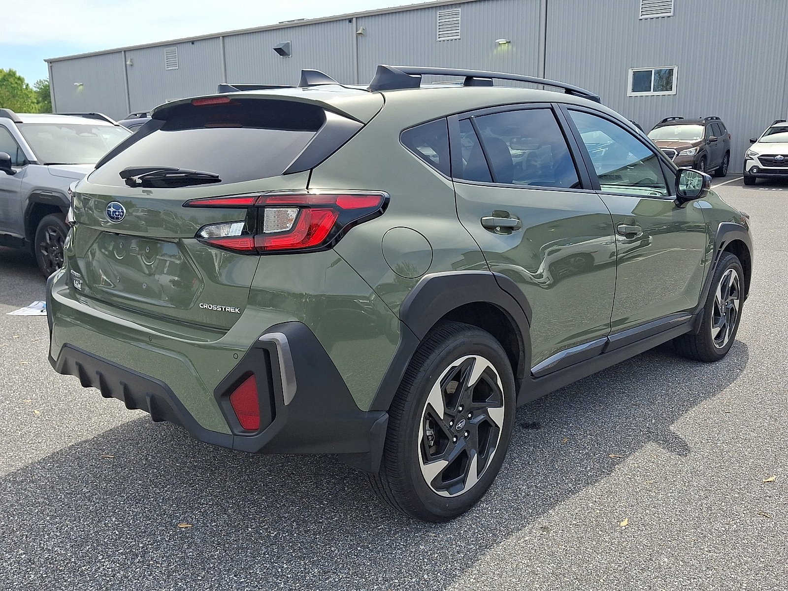 Certified 2024 Subaru Crosstrek 2.5i Limited w/ Crosstrek Mirror Package AWD/4WD image 4