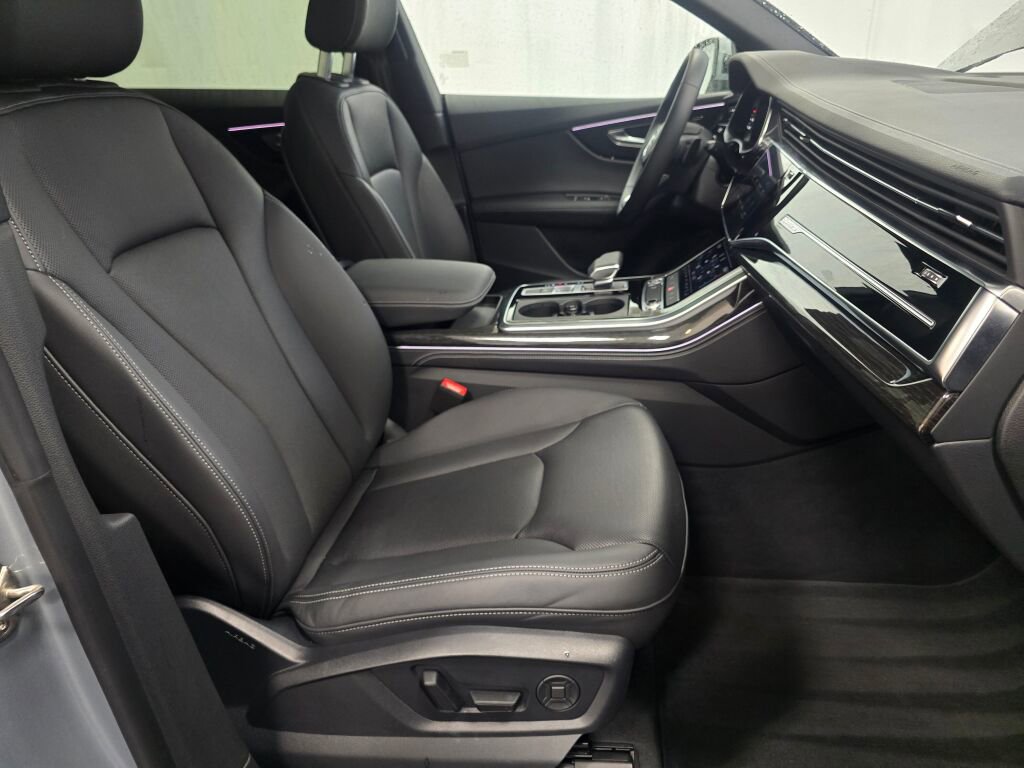 Certified 2025 Audi Q8 Premium Plus w/ Premium Plus Package image 27