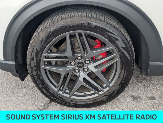 Used 2025 Ford Explorer ST image 11