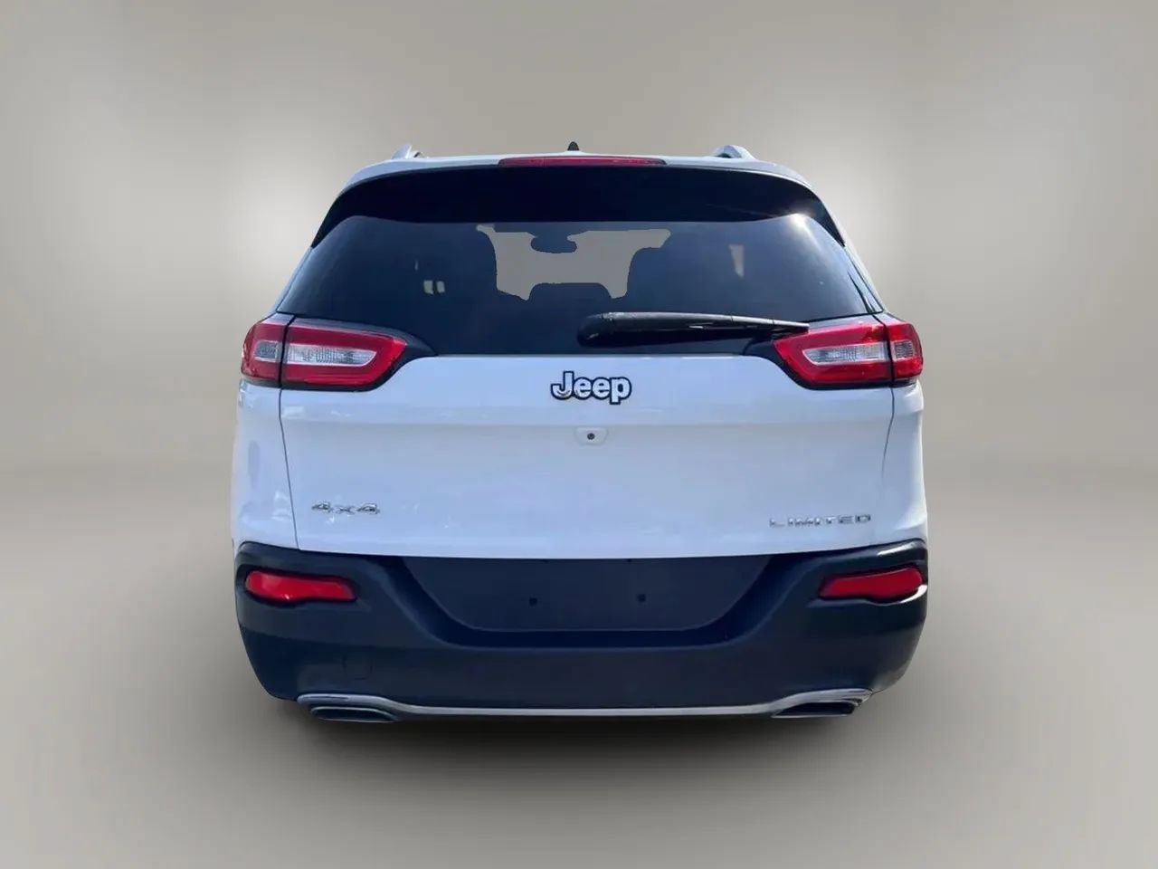 Used 2016 Jeep Cherokee Limited AWD/4WD image 6