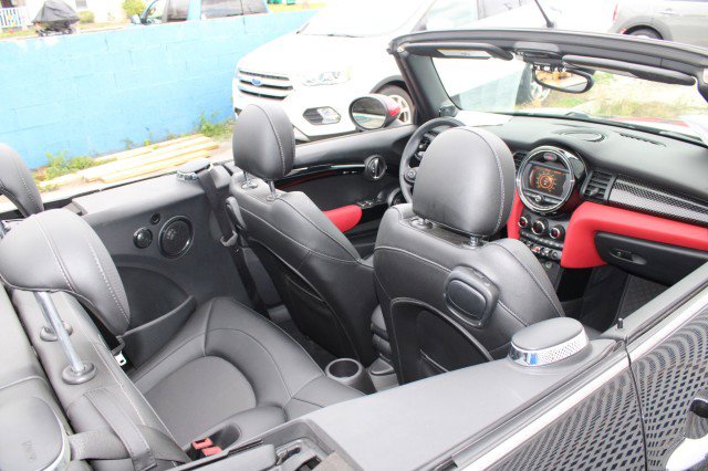 Used 2017 MINI Cooper S image 43