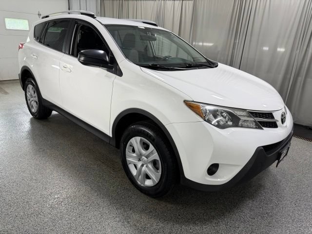 Used 2015 Toyota RAV4 LE AWD/4WD image 3