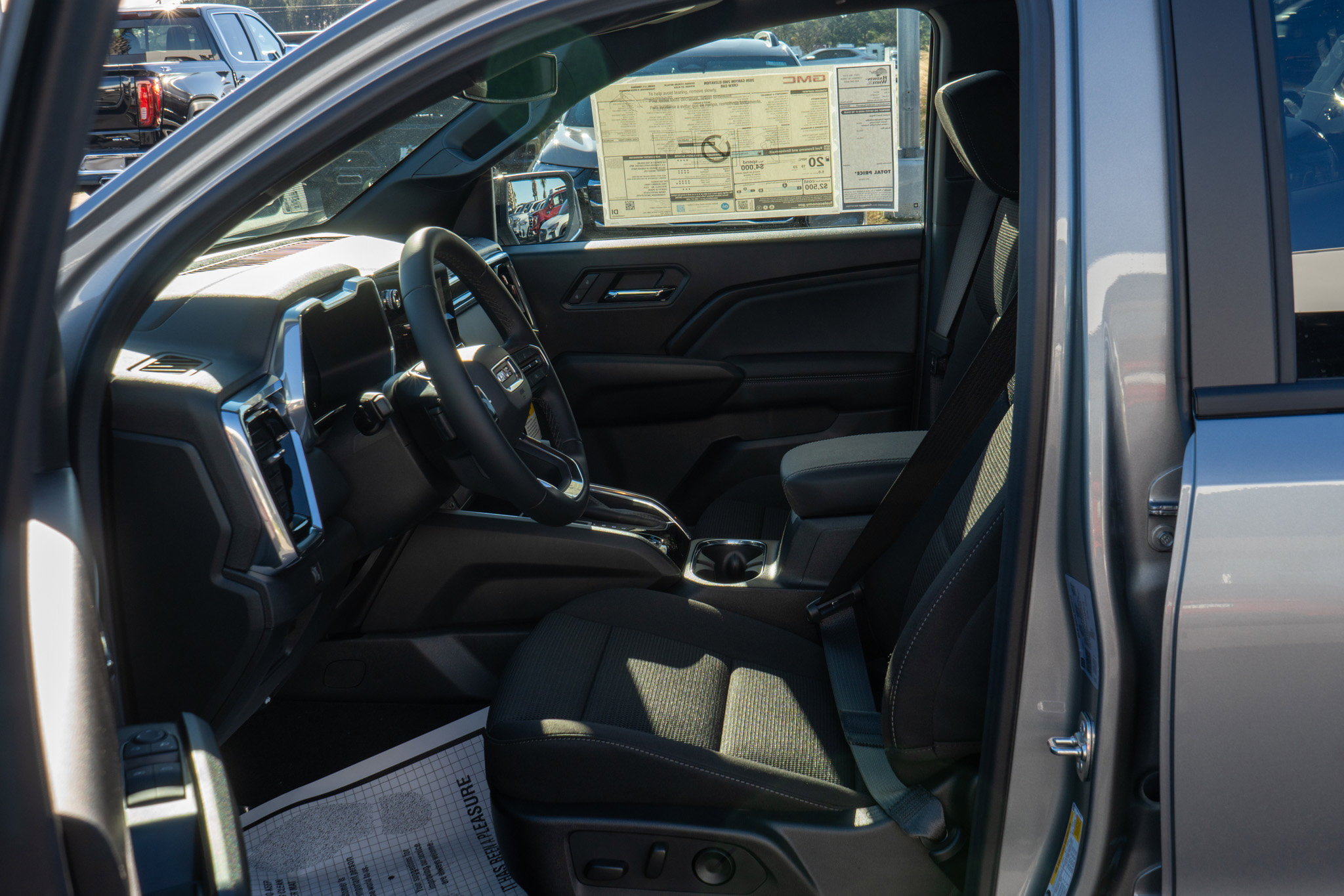 New 2026 GMC Canyon Elevation w/ Convenience Package image 18