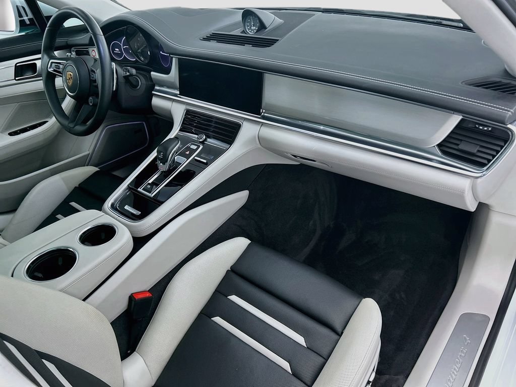 Used 2021 Porsche Panamera 4S AWD/4WD image 16