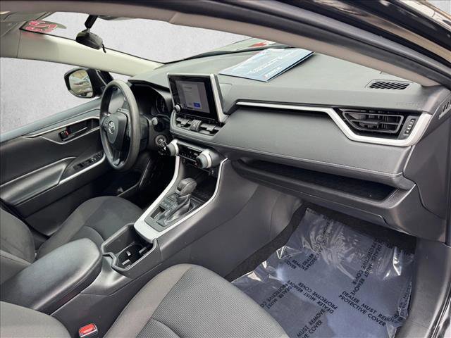 Certified 2023 Toyota RAV4 LE AWD/4WD image 20