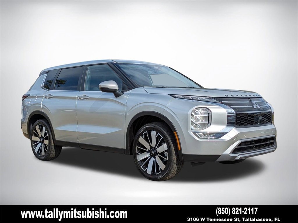 New 2025 Mitsubishi Outlander SE image 1