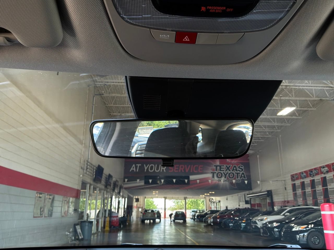 Used 2026 Kia Sportage LX FWD image 17