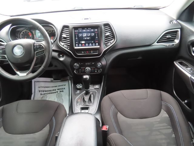 Used 2022 Jeep Cherokee Latitude w/ Comfort Safety Group AWD/4WD image 27